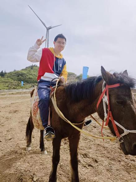 mmexport1752727273412